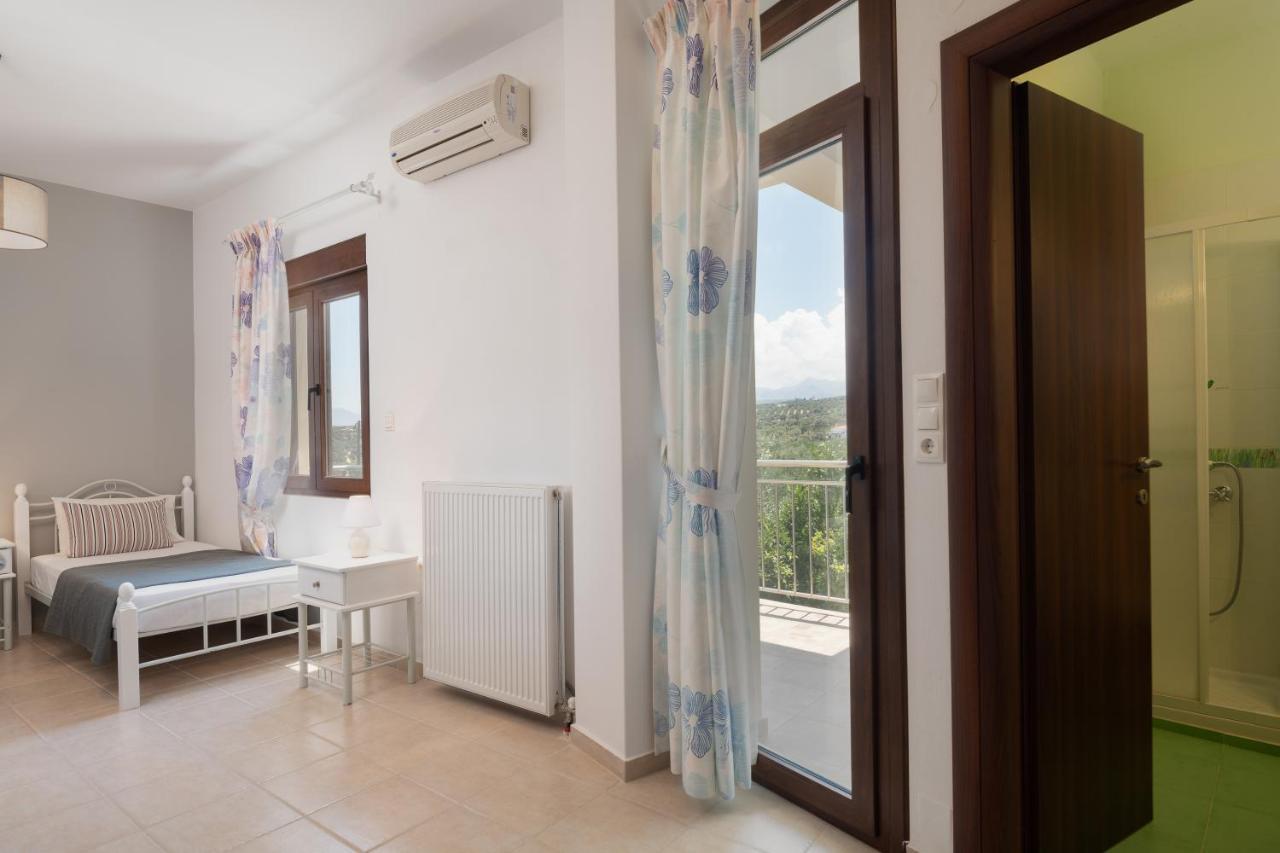 Family Villa Rousa In Rethymno With Pool, Bbq And Kids Area Loutra 외부 사진